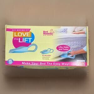 Bed MadeEZ Bed Making Assistant Kit Love Lift 2 Pack Wedges Storage Bag USA Made